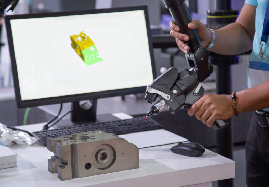 Portable 3D measuring arm in use